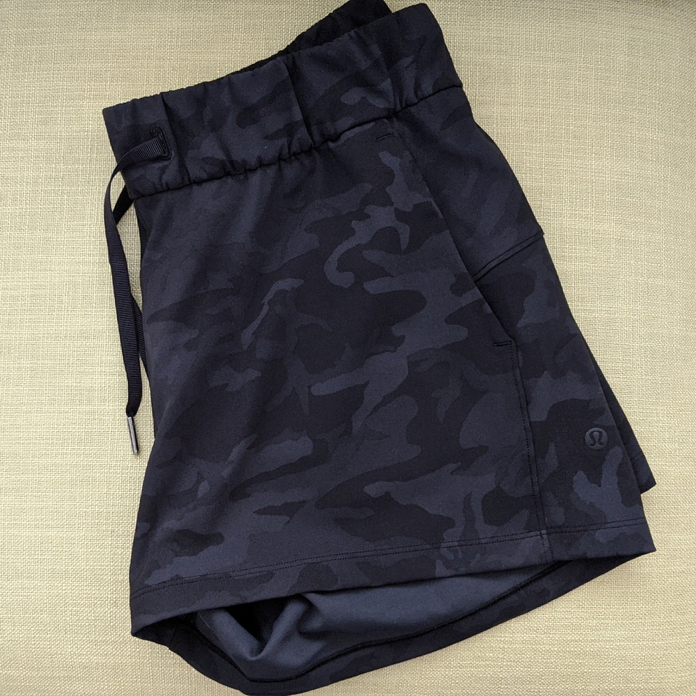 Lululemon On The Fly Camo Shorts 8